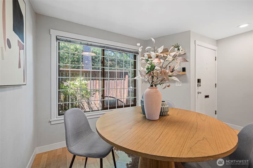 Property photo for 2591 E Madison Street #2567, Seattle photo 13