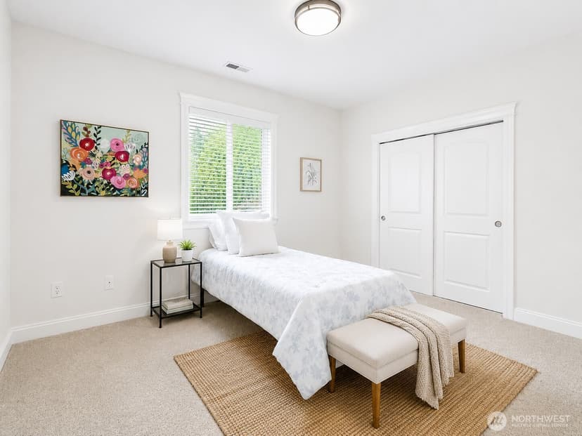 Property photo for 2914 S 135th Street, Tukwila photo 14