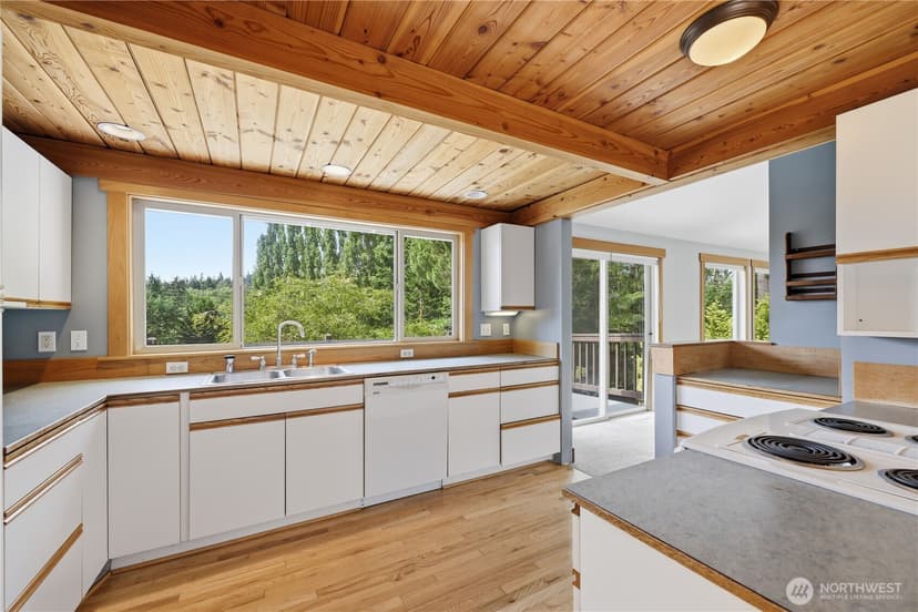 Property photo for 7750 NE Bergman Road, Bainbridge Island photo 21
