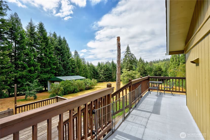 Property photo for 7750 NE Bergman Road, Bainbridge Island photo 11
