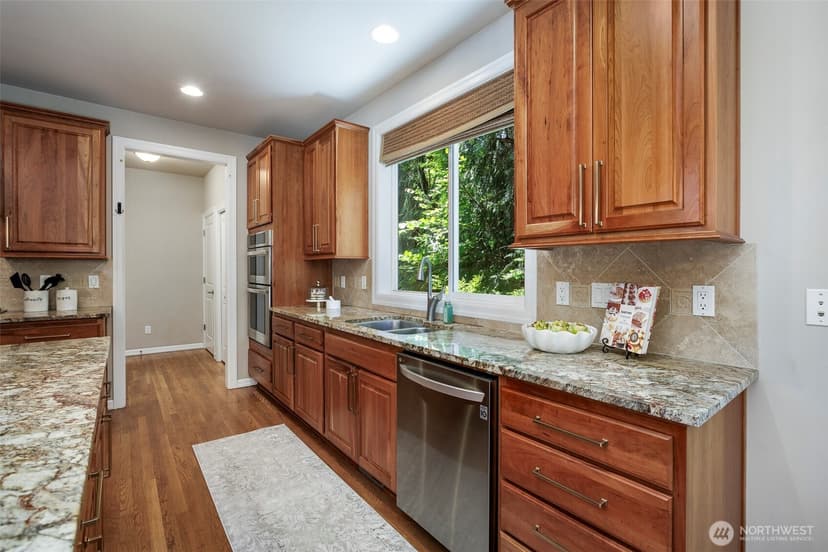 Property photo for 13563 NE 202nd Street, Woodinville photo 6