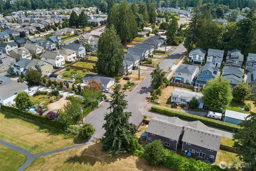Property photo for 423 205th Street SW #B, Lynnwood photo 40