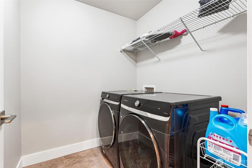 Property photo for 423 205th Street SW #B, Lynnwood photo 26