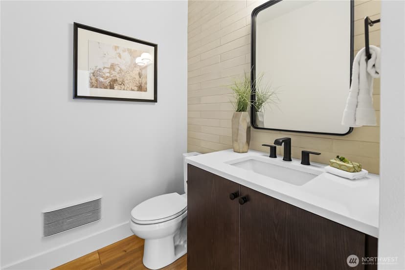 Property photo for 6538 11th Avenue NW #1, Seattle photo 11