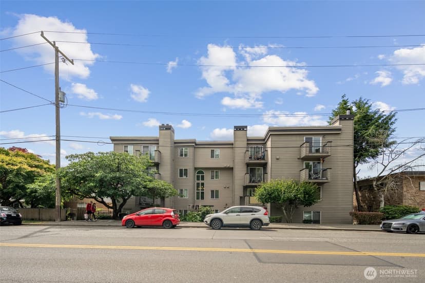 Property photo for 4831 Fauntleroy Way SW #103, Seattle photo 24
