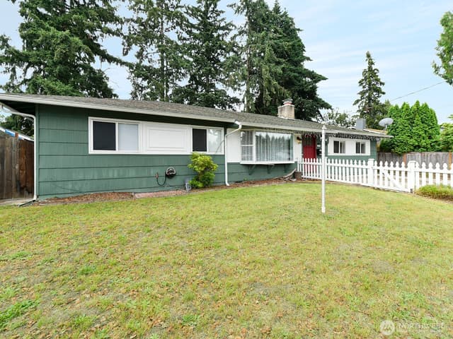 Property photo for 2612 N Street SE, Auburn photo 2