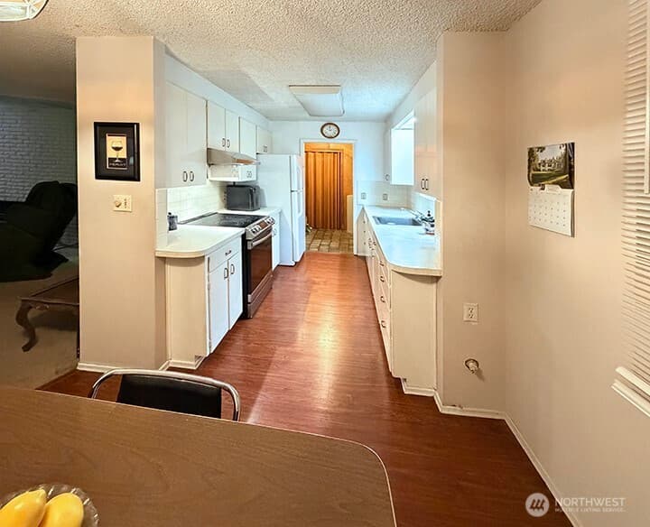 Property photo for 4329 86th Avenue SE, Mercer Island photo 8