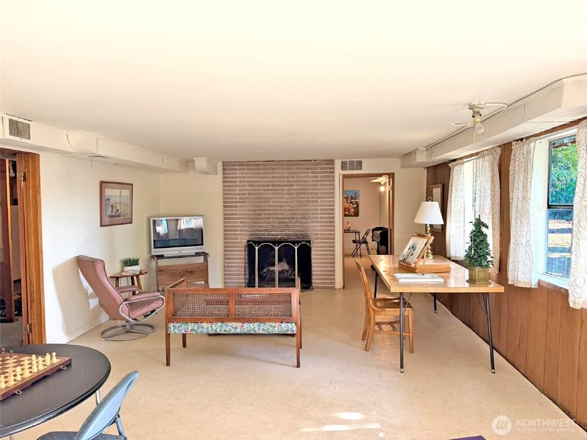 Property photo for 4329 86th Avenue SE, Mercer Island photo 21