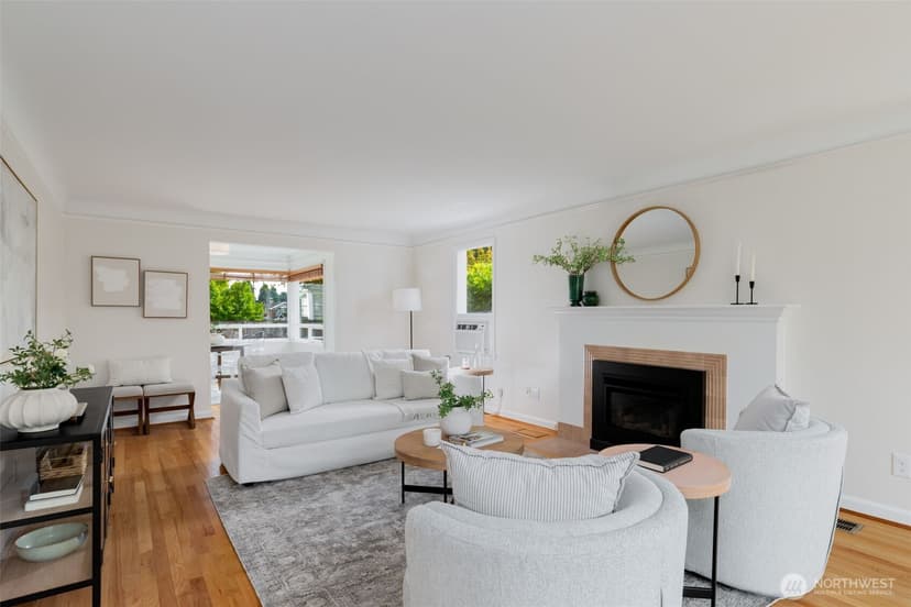 Property photo for 1701 N 82nd Street, Seattle photo 6