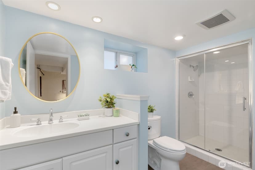Property photo for 1701 N 82nd Street, Seattle photo 22