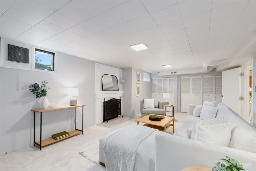 Property photo for 1701 N 82nd Street, Seattle photo 19