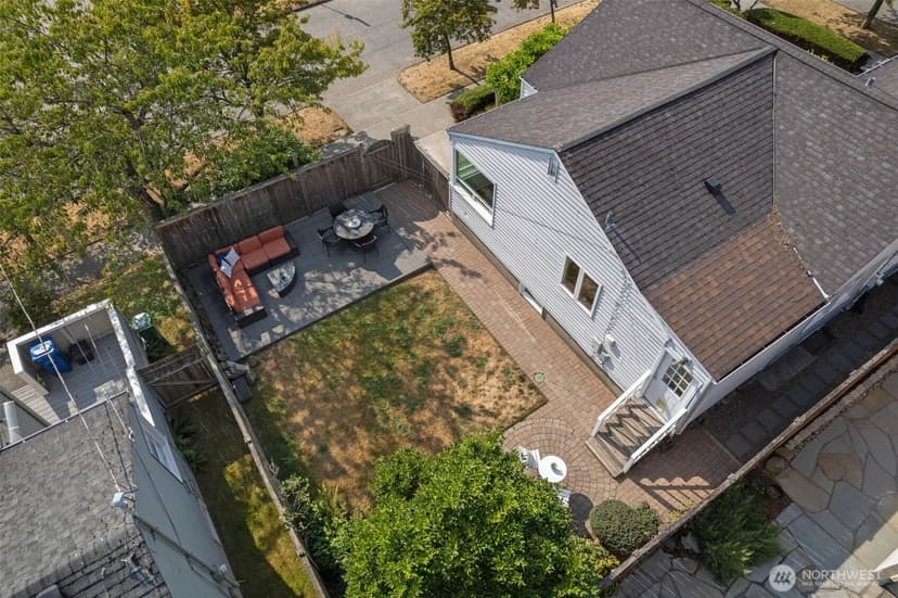 Property photo for 1701 N 82nd Street, Seattle photo 28