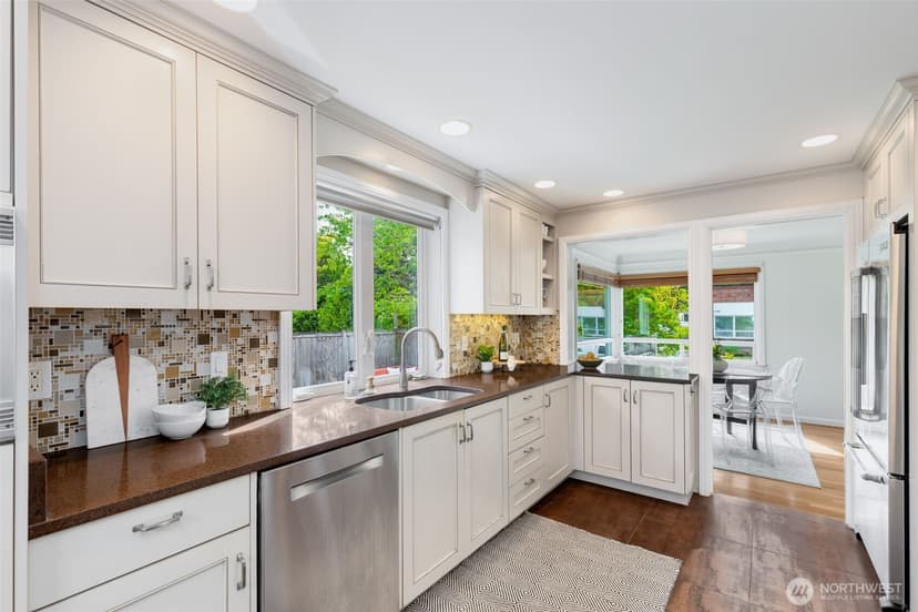 Property photo for 1701 N 82nd Street, Seattle photo 12