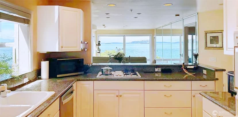 Property photo for 1170 SW Alki #300, Seattle photo 6
