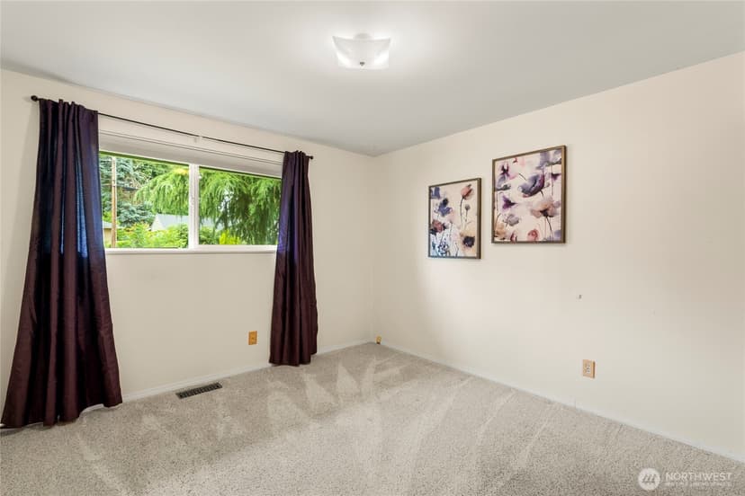 Property photo for 8811 187th Street NE, Bothell photo 17