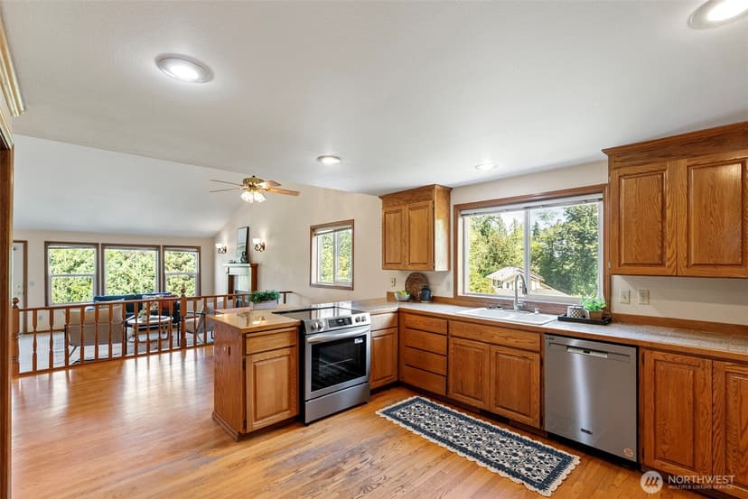 Property photo for 7669 E Alki View Court, Port Orchard photo 14