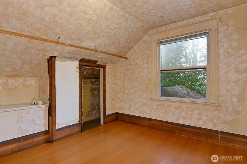 Property photo for 4729 Mount View Drive S, Seattle photo 13