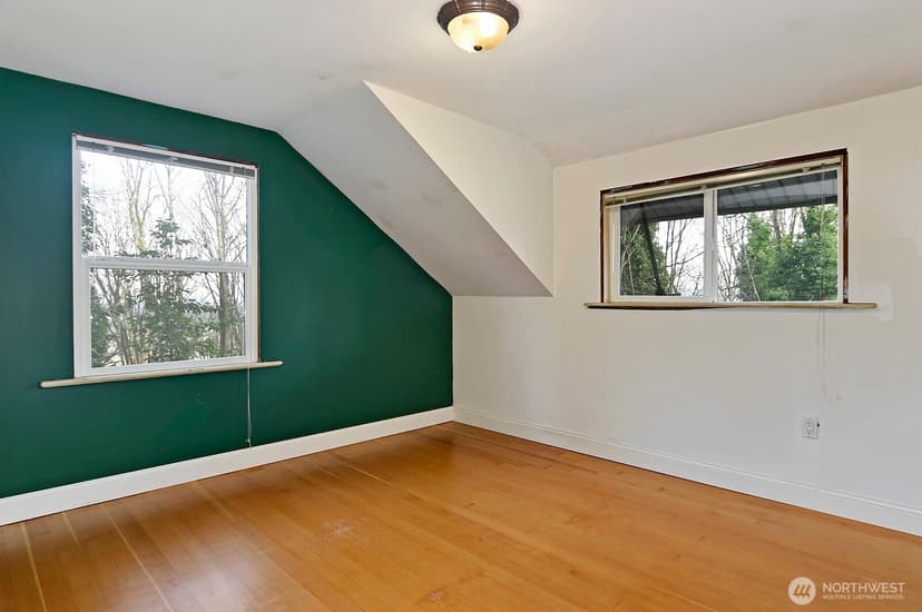Property photo for 4729 Mount View Drive S, Seattle photo 14