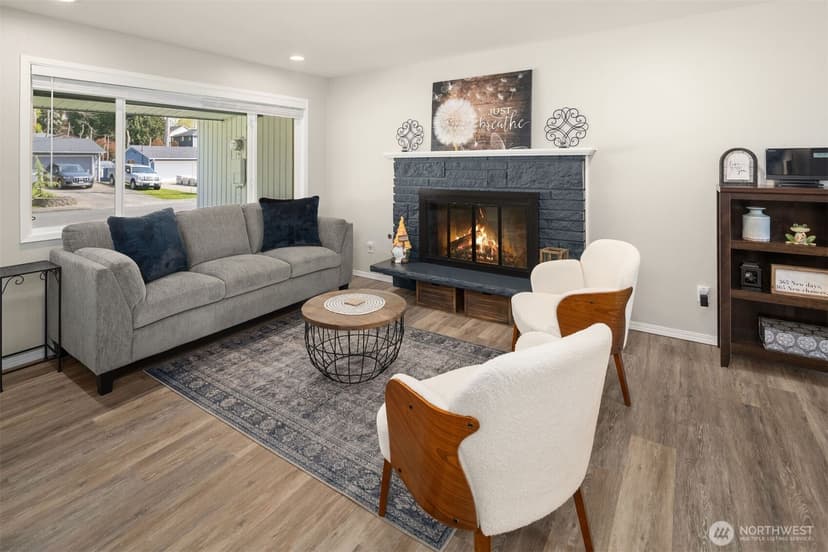 Property photo for 1067 Anacortes Avenue NE, Renton photo 4