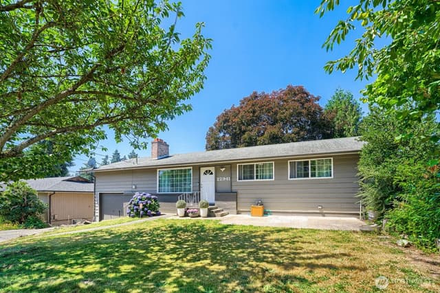Property photo for 22941 105th Avenue SE, Kent photo 3