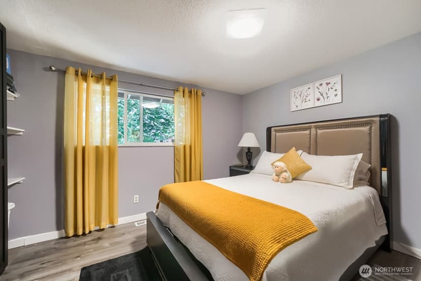 Property photo for 22941 105th Avenue SE, Kent photo 11
