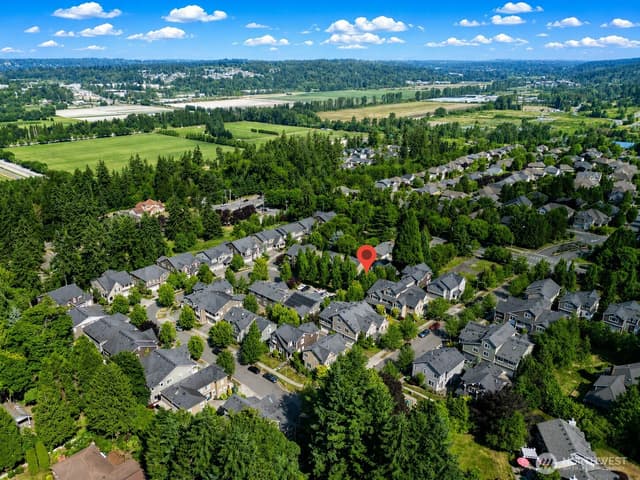 Property photo for 11518 157th Court NE, Redmond photo 5