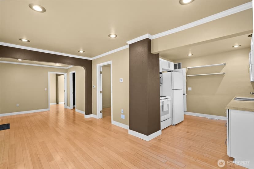 Property photo for 3004 S Warner Street, Tacoma photo 9