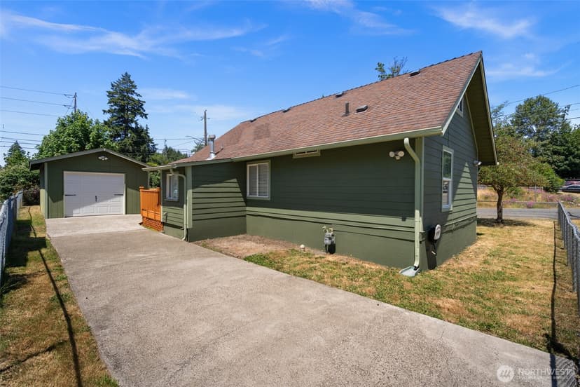 Property photo for 3004 S Warner Street, Tacoma photo 32