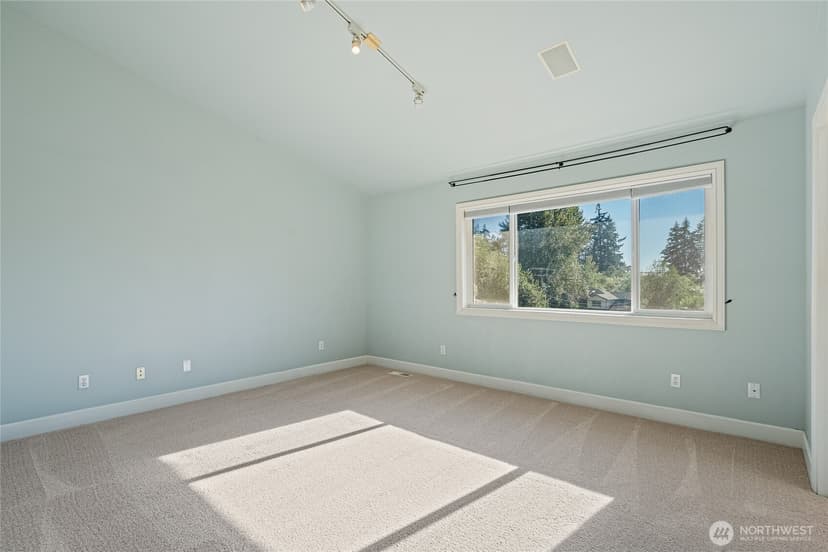 Property photo for 11633 SE 76th Court, Newcastle photo 13