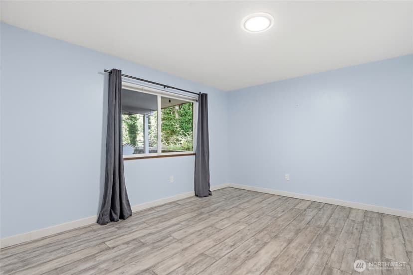 Property photo for 31650 36th Avenue SW, Federal Way photo 26