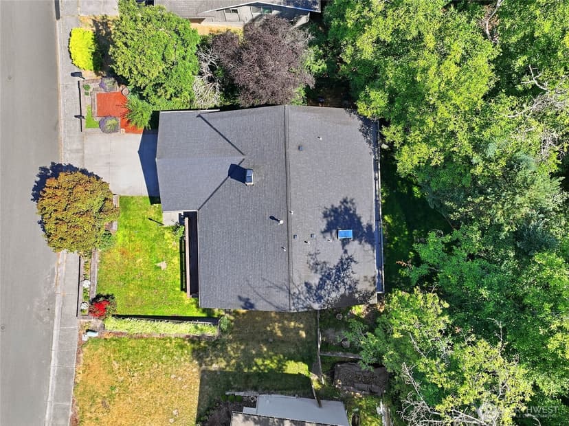 Property photo for 31650 36th Avenue SW, Federal Way photo 36