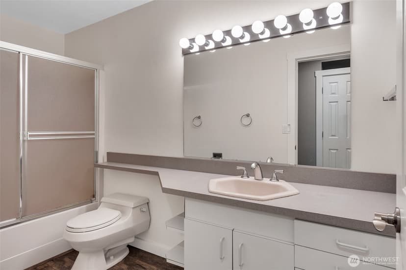 Property photo for 5829 Broadview Avenue NE, Tacoma photo 22