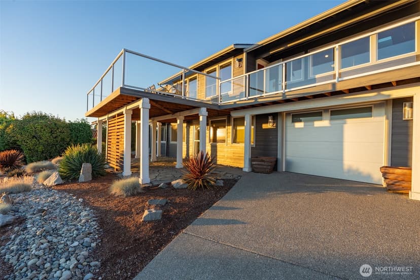 Property photo for 5829 Broadview Avenue NE, Tacoma photo 32