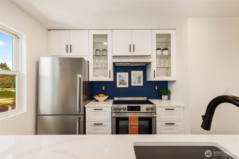 Property photo for 215 N 120th Street #301, Seattle photo 9