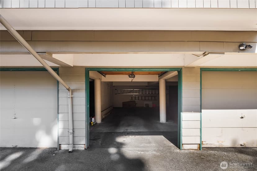 Property photo for 215 N 120th Street #301, Seattle photo 25