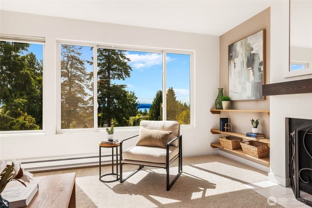 Property photo for 215 N 120th Street #301, Seattle photo 2