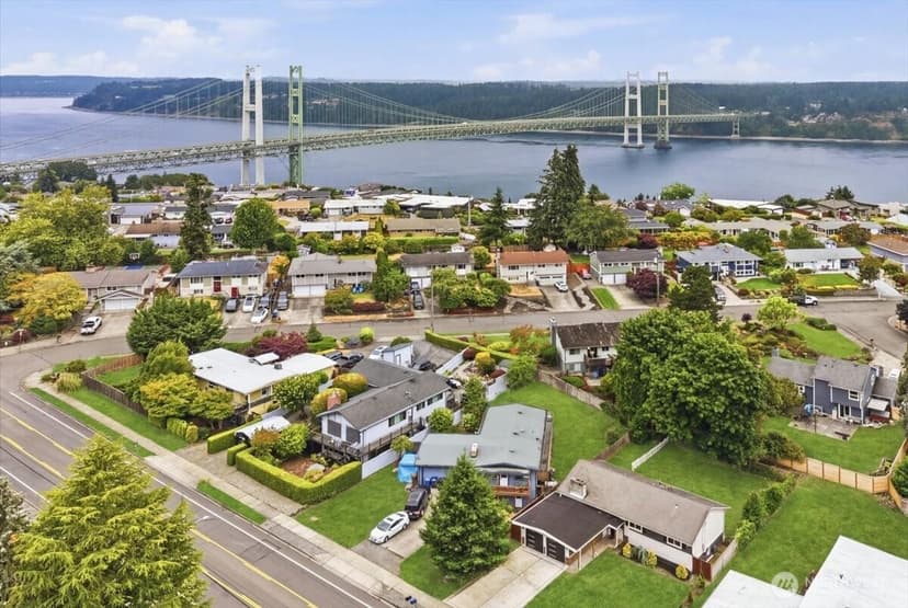 Property photo for 1724 N Narrows Drive, Tacoma photo 37