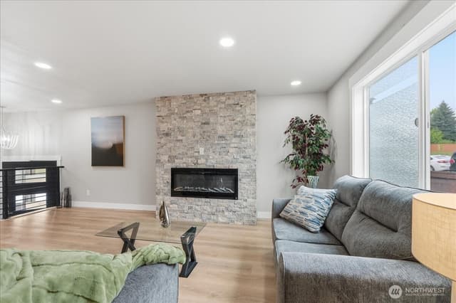 Property photo for 1724 N Narrows Drive, Tacoma