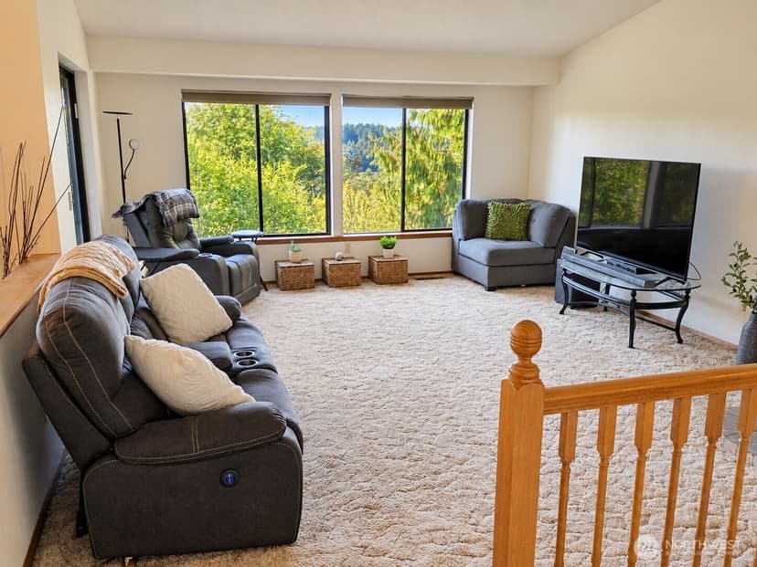 Property photo for 1712 145th Avenue SE, Snohomish photo 9