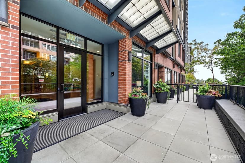 Property photo for 2721 1st Avenue #409, Seattle photo 37