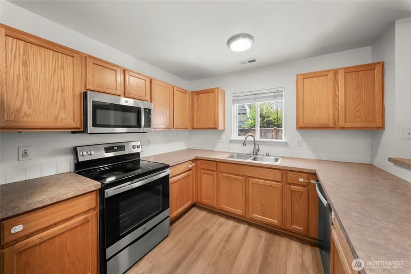 Property photo for 15804 131st Avenue, Puyallup photo 11