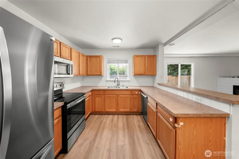 Property photo for 15804 131st Avenue, Puyallup photo 10