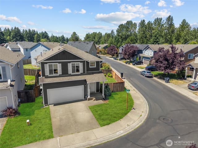 Property photo for 15804 131st Avenue, Puyallup photo 4
