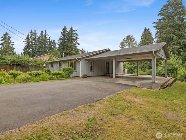 Property photo for 11905 2nd Drive SE, Everett photo 2