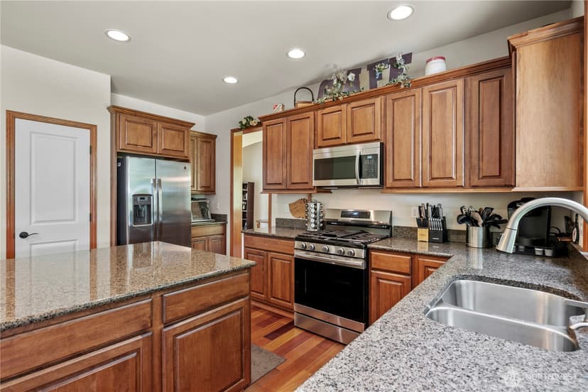 Property photo for 13609 3rd Street SE, Snohomish photo 9