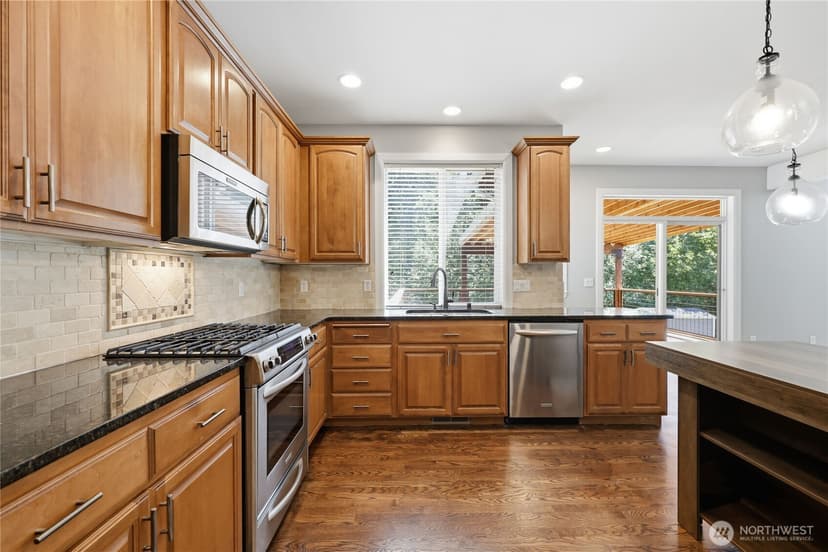 Property photo for 23490 Guinness Place NW, Poulsbo photo 12
