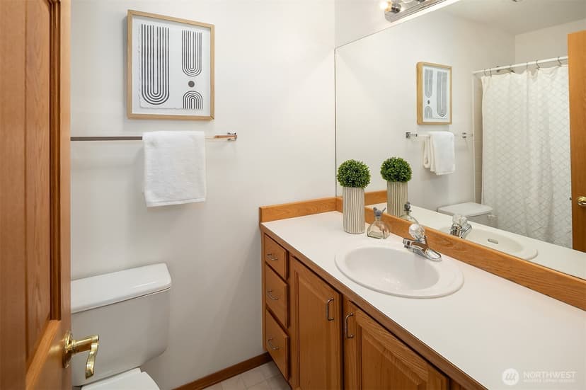 Property photo for 20527 Marine View Drive SW, Normandy Park photo 28