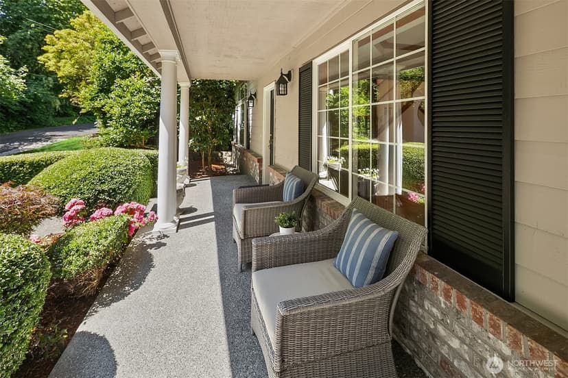 Property photo for 20527 Marine View Drive SW, Normandy Park photo 31