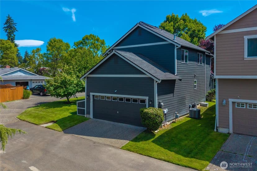 Property photo for 1917 28th Avenue Ct SW, Puyallup photo 6
