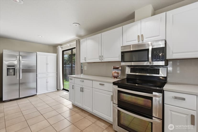 Property photo for 1817 SW 325th Place, Federal Way photo 13